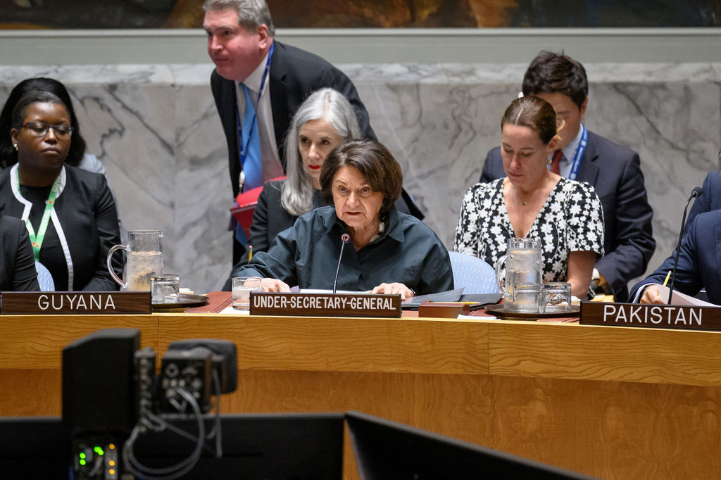 Rosemary DiCarlo, Under-Secretary-General for Political and Peacebuilding Affairs, briefs a recent UN Security Council meeting on Iran.